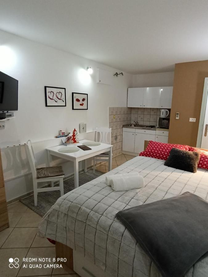 Apartments Vrime Biograd na Moru Kültér fotó